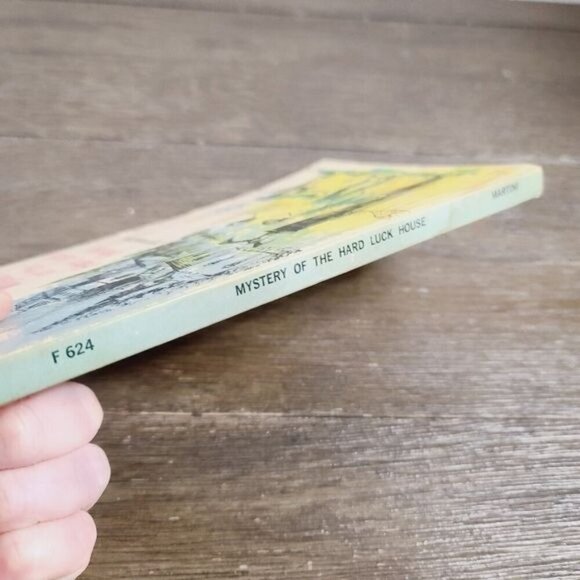 Vintage 1960s Mystery of the Hard Luck House by Teri Martin Paperback Book - Picture 8 of 12